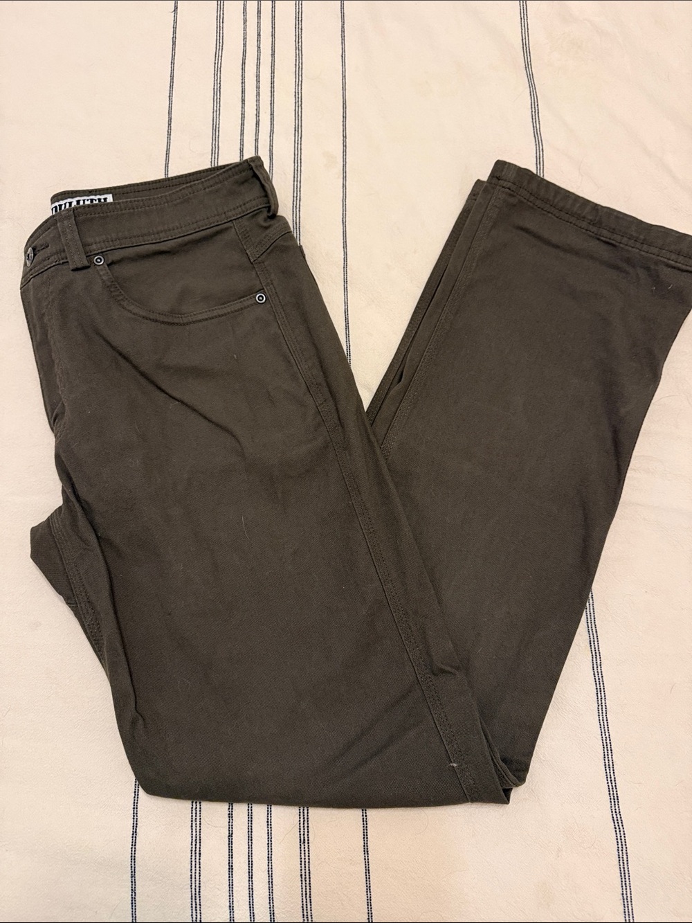 Duluth Trading Co Dark Olive Straight-Leg Chinos